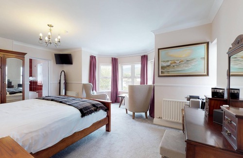 Dingle Casa | Milltown House