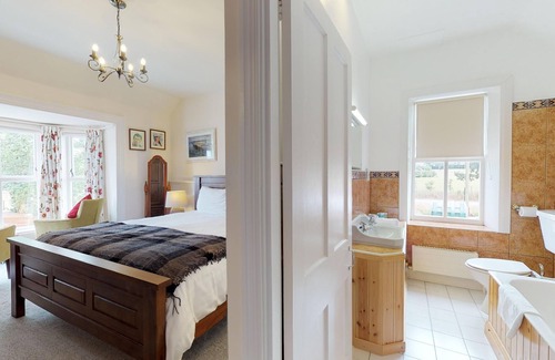 Dingle Casa | Milltown House