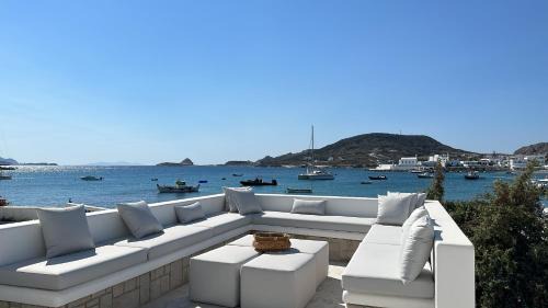 Apollonia Casa | Milos AquaBliss Beachfront Villas