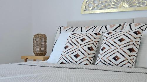 Apollonia Casa | Milos AquaBliss Beachfront Villas