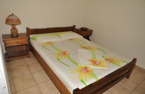 Andros Town Casa | MILTIADIS APARTMENTS