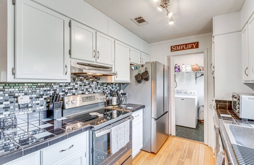 Florida Panhandle Casa | Milton Waterfront Home w/ Dock & Outdoor Kitchen!