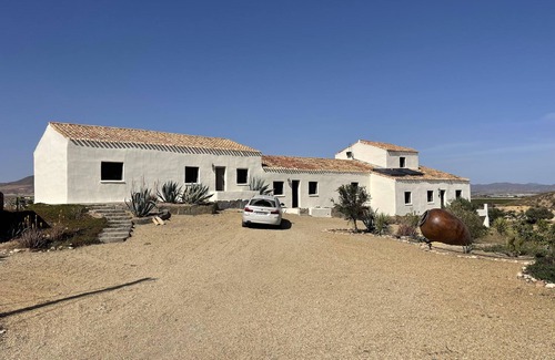 Huercal-Overa Apartamento | Miluna Oasis Suites - Sleeps4-pool-mountainview