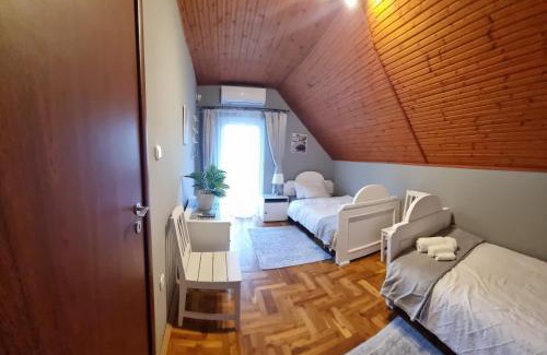 Pusztavacs Apartamento | MIMÓZA Nyaralóház