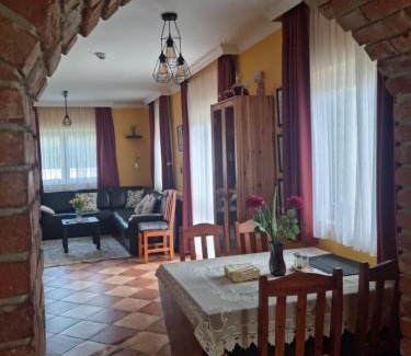 Pusztavacs Apartamento | MIMÓZA Nyaralóház