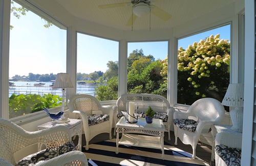Chautauqua Cabaña | Mimi's Lakefront Cottage