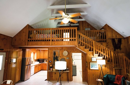 Clarkesville Cabaña | Mimi’s House at Goshen Falls Near Helen and Unicoi State Park