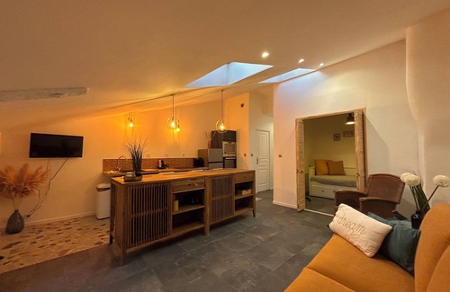 Cotignac Apartamento | Mimosa cocoon for 6 people In the heart of the old village