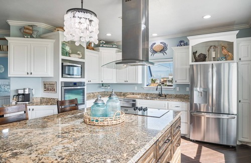 Crystal Beach Casa | Mimosa Cove - Seconds to the beach, beautiful view, loaded with amenities!