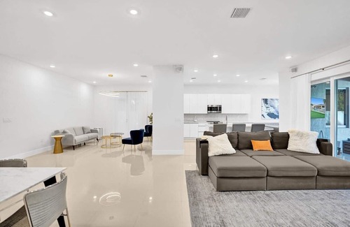 Pompano Beach Villa | Mimosa Sunrise Villa