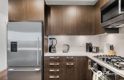 Bridgeland Condominio | Luxury 2 BR » Sleeps 5 » Parking » Downtown