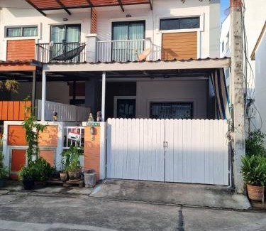 Nong Prue Complejo | Min&Me House Pattaya