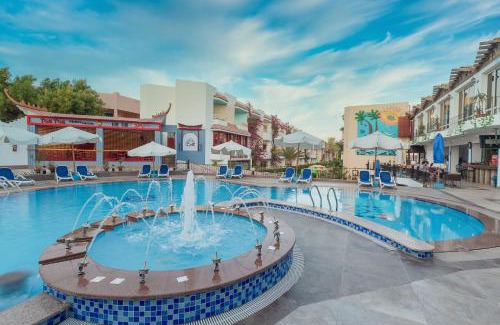 Sheraton Road -Sakkala Complejo | MinaMark Beach Resort for Families and Couples Only
