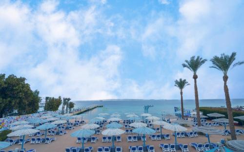 Sheraton Road -Sakkala Complejo | MinaMark Beach Resort for Families and Couples Only