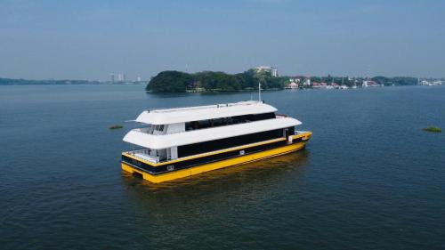 Kochi Alquiler De Eote | MINAR CRUISE, KOCHI,KERALA