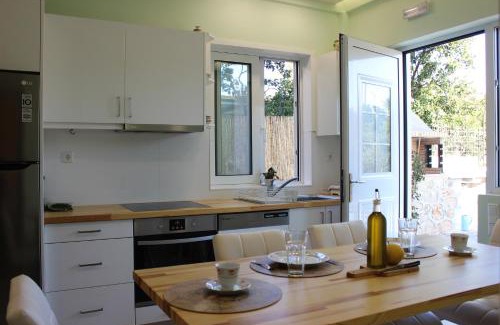 Stoupa Apartamento | Minas apartment 2mins walking from Stoupa beach, UPGRADED Wi-Fi