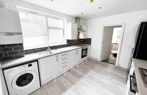 Stonebridge Casa | Minet Gardens - Central Property (Suite 01)