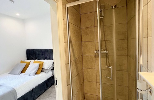 Harlesden Casa | Minet Gardens Modern Central - Suite 5