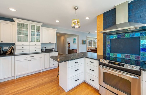 Harpswell Casa | Mingo Cove - Beautiful 6BR, 4BA home with panoramic views of Harpswell Sound
