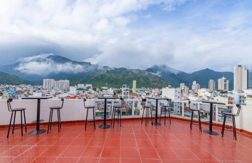 Vinh Hai Hotel | Minh Tuyết Luxury Hotel