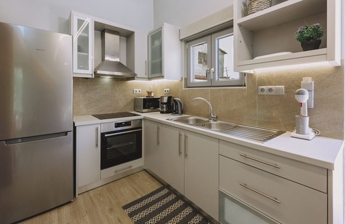Monopari Casa | Mini Bella Gonia