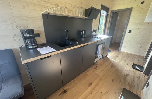 Edertal Chalet De Esquí | Mini chalet on Lake Edersee with 2 bedrooms