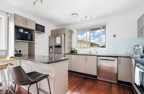 Robin Hill Casa | Mini farm stay so close to town