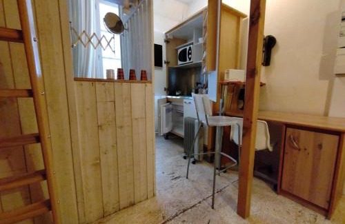 Quartier de France Apartamento | Mini immeuble en entier avec jardin côté Parc