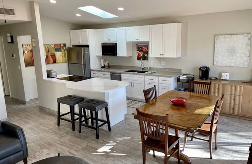 Ahwatukee Foothills Casa | Mini Mansion! Respaldo a South Mtn Preserve. ¡¡Magníficas vistas!!