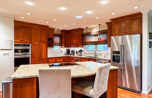 Labadie Casa | Mini Pointer | Dog Friendly, near Purina Farms, WashMO, Wedding venues
