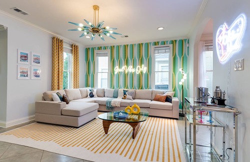 East Midtown Casa | Mini Pool, Mini Golf! Modern Vintage Memphis