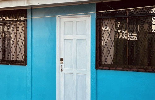 Limón Apartamento | Miniapto en Limón centro con A/C