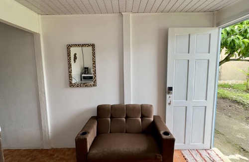Limón Apartamento | Miniapto en Limón centro con A/C