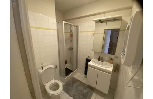 Broekwijk Apartamento | Minimal Brussels - Flat EJ Brussels center