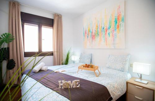 Carretera de Cadiz Apartamento | Minimalist Executive Stay with FREE Parking - Malaga Center