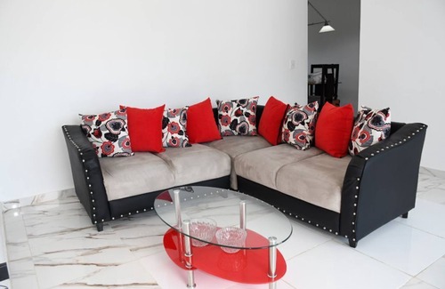 Cotui Condominio | Minimalist Family Friendly Condo