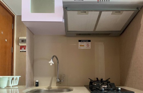 Old Jakarta Apartamento | Minimalist Studio Apartment at Springhill Terrace Residence