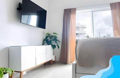 Punta Sam Apartamento | Minimalist Studio with Pool and FREE Scooter