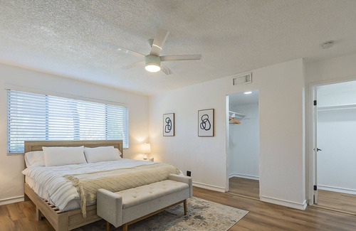 Fashion Square Apartamento | Minimalist Vibe 5 star Location 2BR 6min Downtown Scottsdale