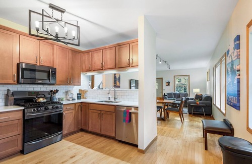 West Side Casa | MINNeSTAY* Cherokee Park