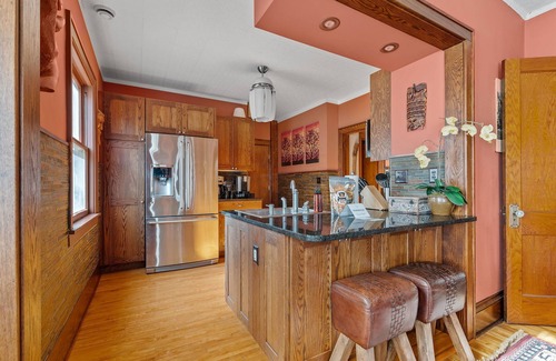 Kingfield Casa | Minnestay * Urban Oasis | Uptown | Walkers Paradise | Chain of Lakes