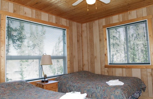 Wollaston Lake Cabina | Minor Bay Lodge & Outposts
