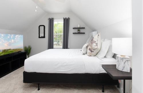 Pawleys Island Casa | Mins To Beach & Golf Courses Ping Pong, King Bed