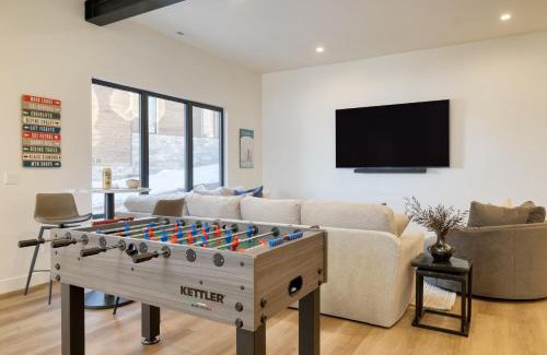 Park City Casa | Mins to Deer Valley Lift Firepit Game Room Views 5BDR Orion by AvantStay