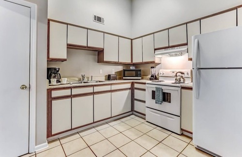 Savannah Casa | Mins to Downtown & Islands! Garfield Getaway