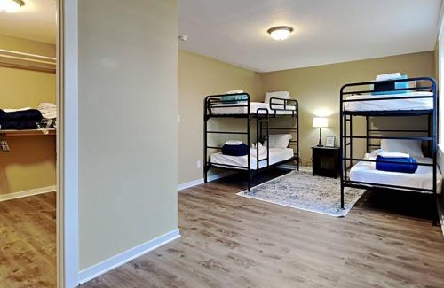 Indianapolis Casa | Mins to Downtown & Raceway Rookwood Retreat 1 & 2