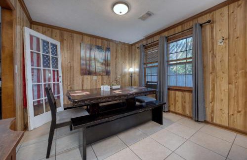 Columbus Casa | Mins to Ft Moore - The Columbus Cottage Guesthouse