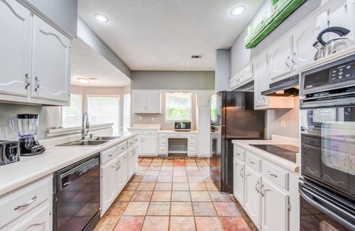 Cordova Casa | Mins to Shelby Farm Park! - Comfy in Cordova
