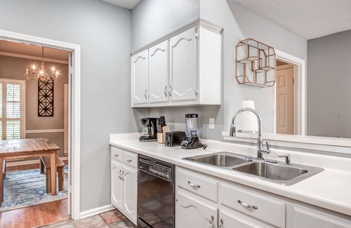 Cordova Casa | Mins to Shelby Farm Park! - Comfy in Cordova