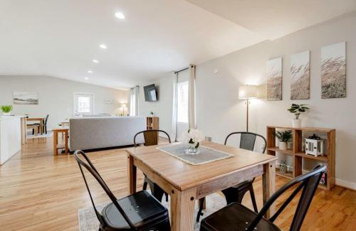 Columbia Casa | Mins to USC Hospital Zoo Columbia Duet-Unit B